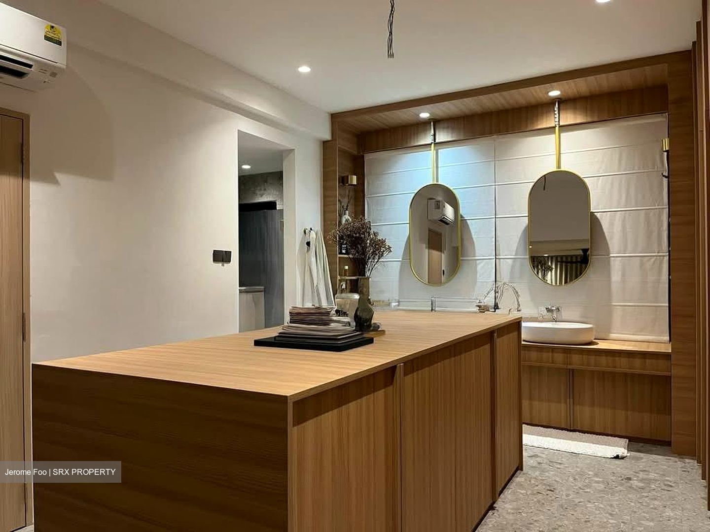Changi South Avenue 1 (D16), Terrace #565821091